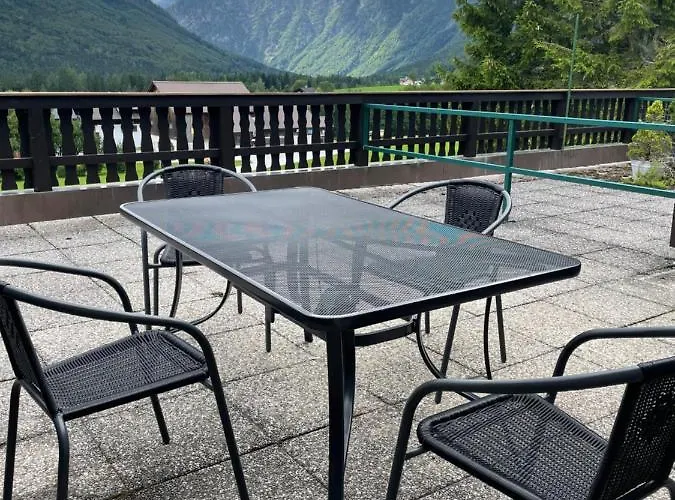 35m2 Mit Traum Panorama Und 30m2 Terrasse Appartamento Bad Aussee